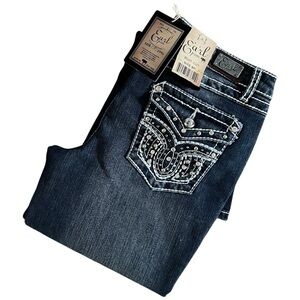 NWT Earl Jeans Boot Cut Rhinestone Dark Wash Jeans Women’s Size 8 Petite